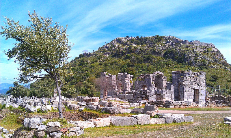 Альбом истории "«Античные» развалины родового царского христианства на юге Турции."