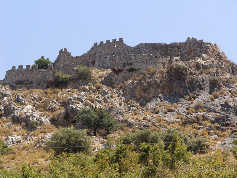 Альбом истории "«Античные» развалины родового царского христианства на юге Турции."