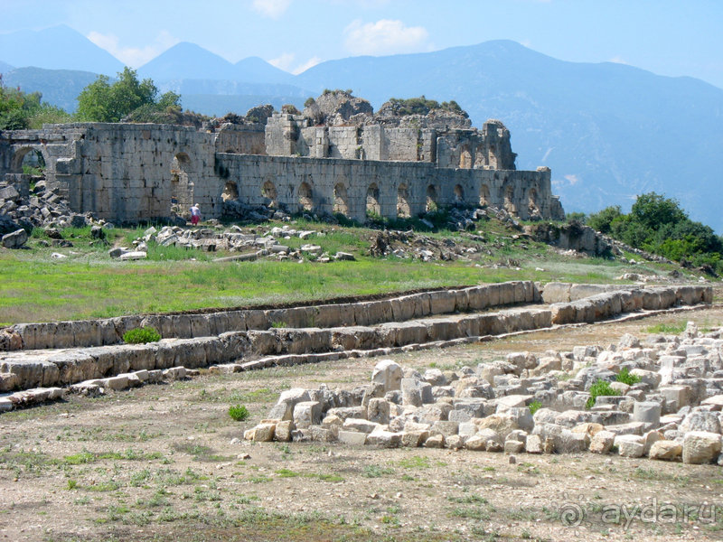Альбом истории "«Античные» развалины родового царского христианства на юге Турции."
