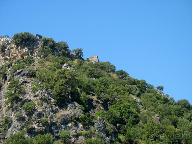 Альбом истории "«Античные» развалины родового царского христианства на юге Турции."