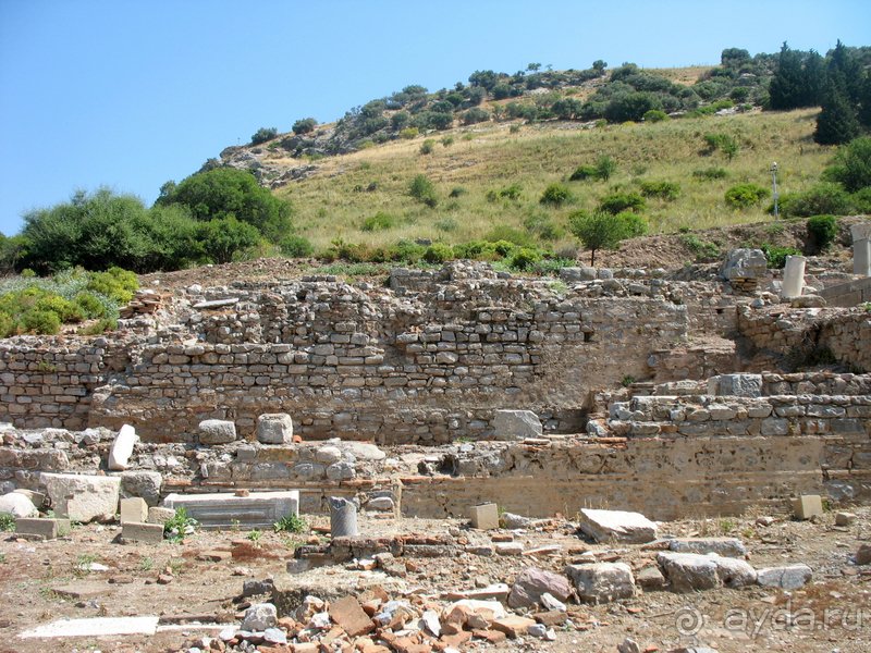 Альбом истории "Раннехристианский «античный» Эфес. «Царское» христианство Рима. "