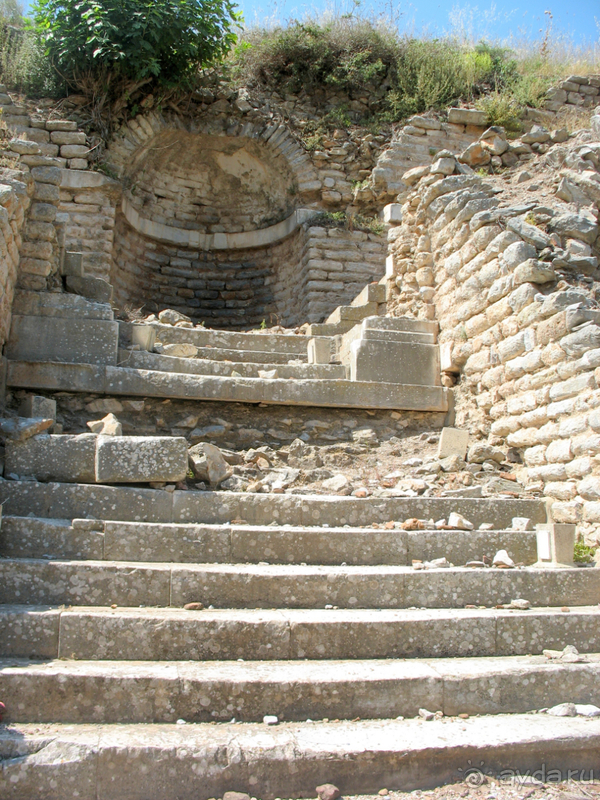 Альбом истории "Раннехристианский «античный» Эфес. «Царское» христианство Рима. "