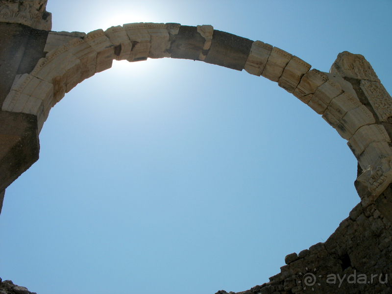 Альбом истории "Раннехристианский «античный» Эфес. «Царское» христианство Рима. "