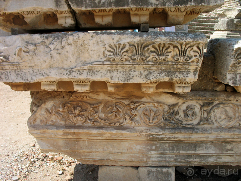 Альбом истории "Раннехристианский «античный» Эфес. «Царское» христианство Рима. "