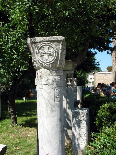 Храм Святой Софии (Большой). Храм Святой Ирины - самая древняя церковь Стамбула-Царьграда. 