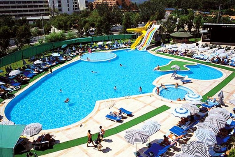 в 2005 была нормальная четверка со анимацией на 3