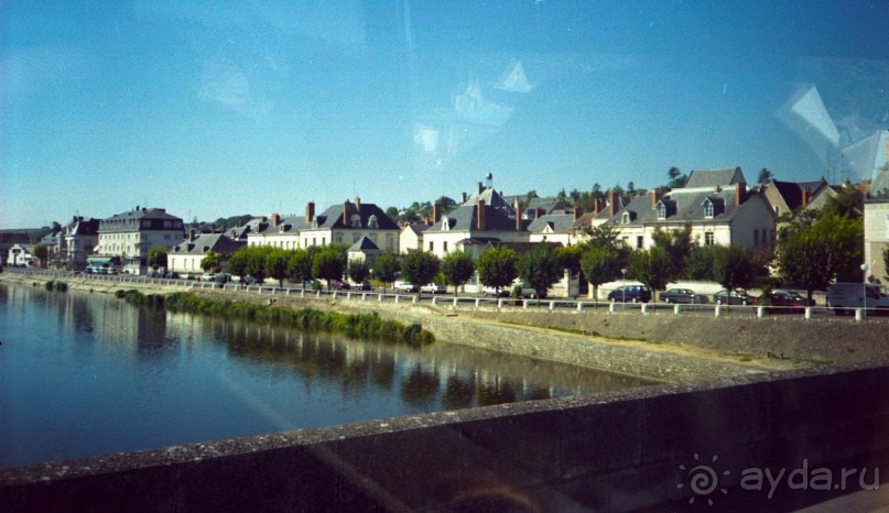 Шамбор - один из самых больших и прекрасных замков Долины Луары.