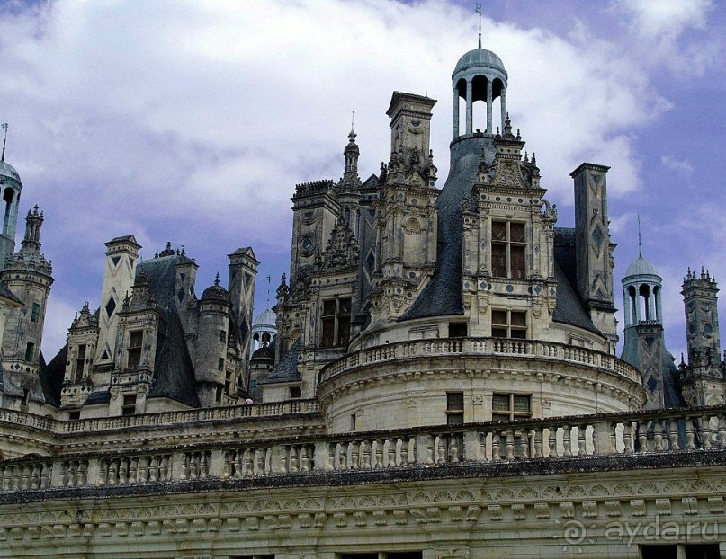 Шамбор - один из самых больших и прекрасных замков Долины Луары.