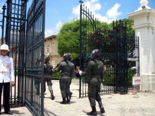 Бангкок. Каменные дзюдоисты.