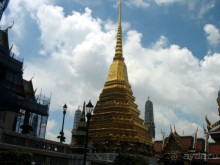 Бангкок. Каменные дзюдоисты.