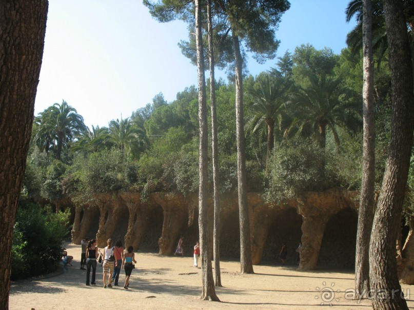 Барселона.  гений Каталонии Гауди.