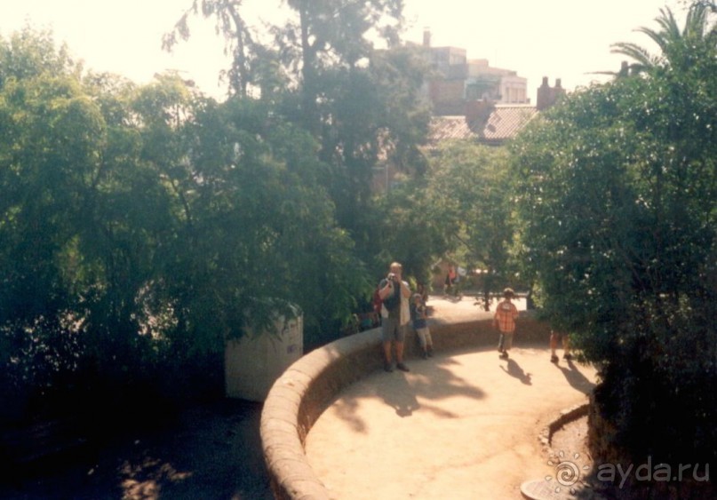 Барселона.  гений Каталонии Гауди.