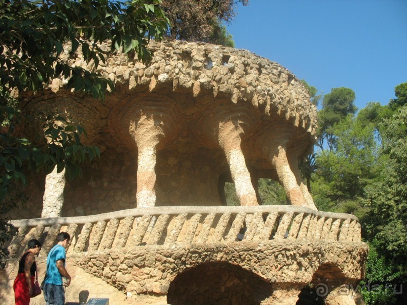 Барселона.  гений Каталонии Гауди.