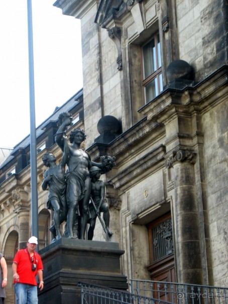 Дрезден. Сказка. Необыкновенный и притягивающий. 