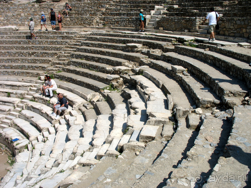 Раннехристианский «античный» Эфес. «Царское» христианство Рима. 