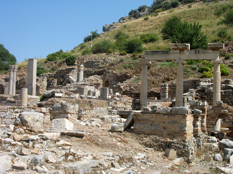 Раннехристианский «античный» Эфес. «Царское» христианство Рима. 