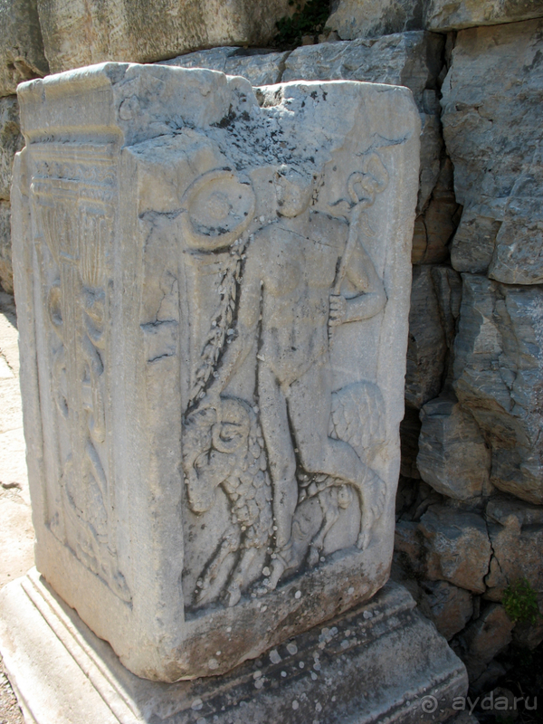 Раннехристианский «античный» Эфес. «Царское» христианство Рима. 