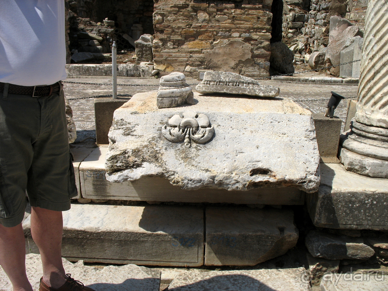 Раннехристианский «античный» Эфес. «Царское» христианство Рима. 