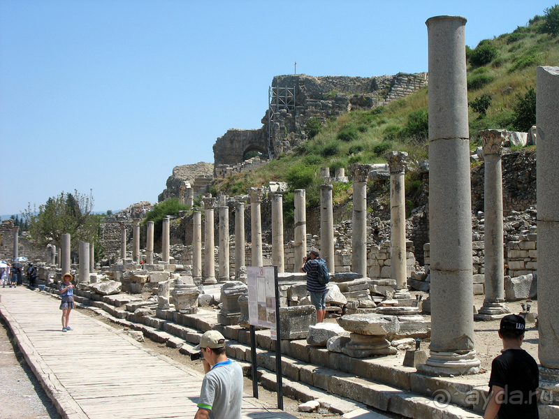 Раннехристианский «античный» Эфес. «Царское» христианство Рима. 