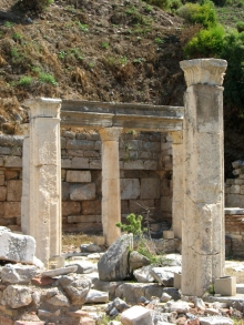 Раннехристианский «античный» Эфес. «Царское» христианство Рима. 