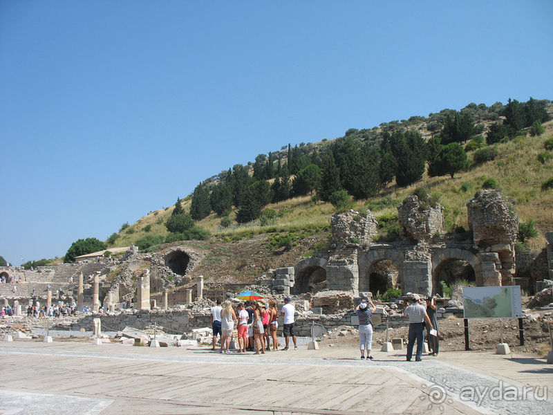 Раннехристианский «античный» Эфес. «Царское» христианство Рима. 