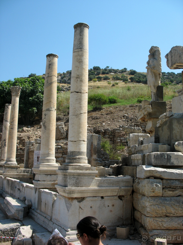 Раннехристианский «античный» Эфес. «Царское» христианство Рима. 