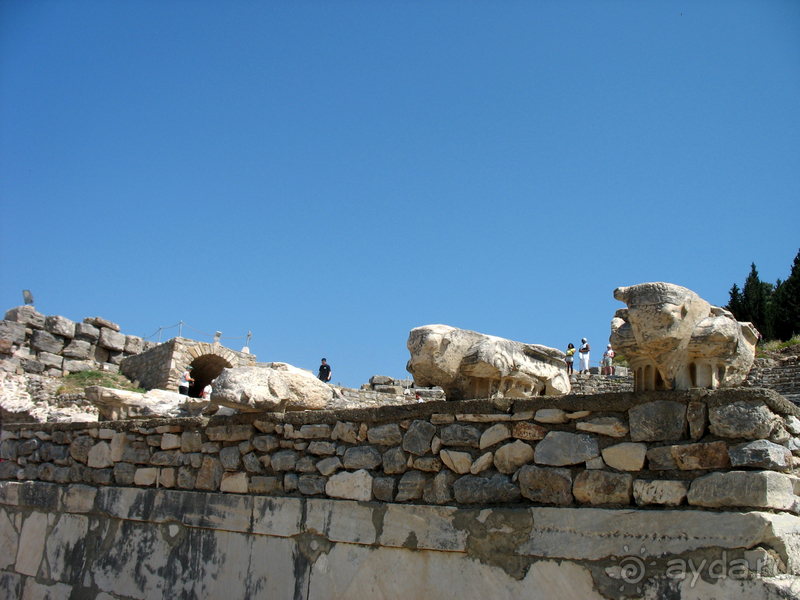 Раннехристианский «античный» Эфес. «Царское» христианство Рима. 
