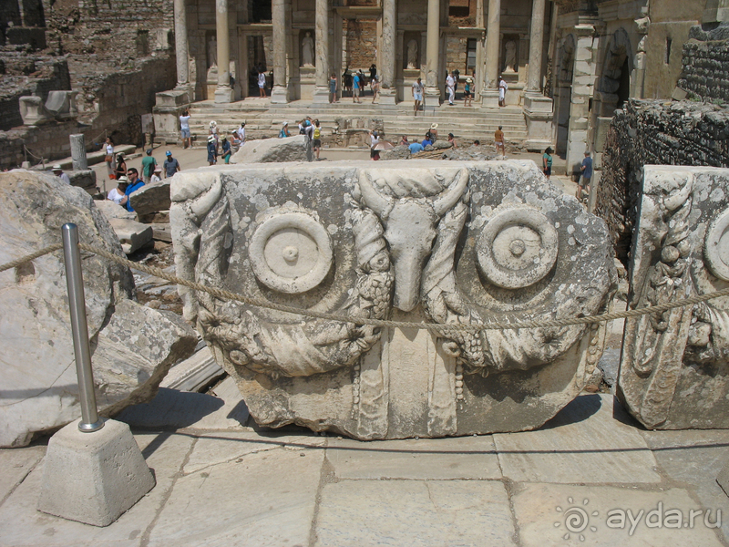 Раннехристианский «античный» Эфес. «Царское» христианство Рима. 