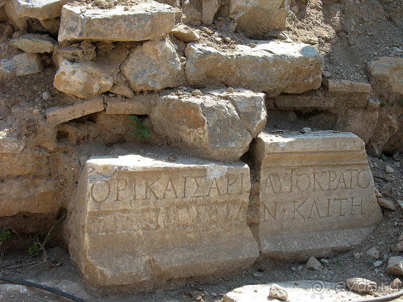 Раннехристианский «античный» Эфес. «Царское» христианство Рима. 