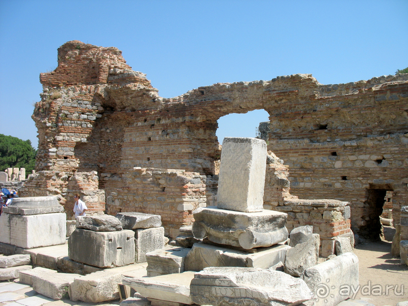 Раннехристианский «античный» Эфес. «Царское» христианство Рима. 