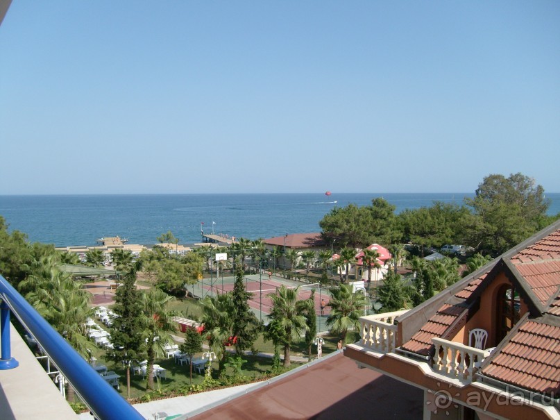 фото Catamaran Resort Hotel