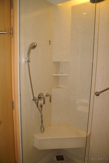 Holiday Inn Bangkok комната