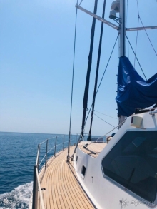 Отдых на парусной яхте Анадель де Грейн