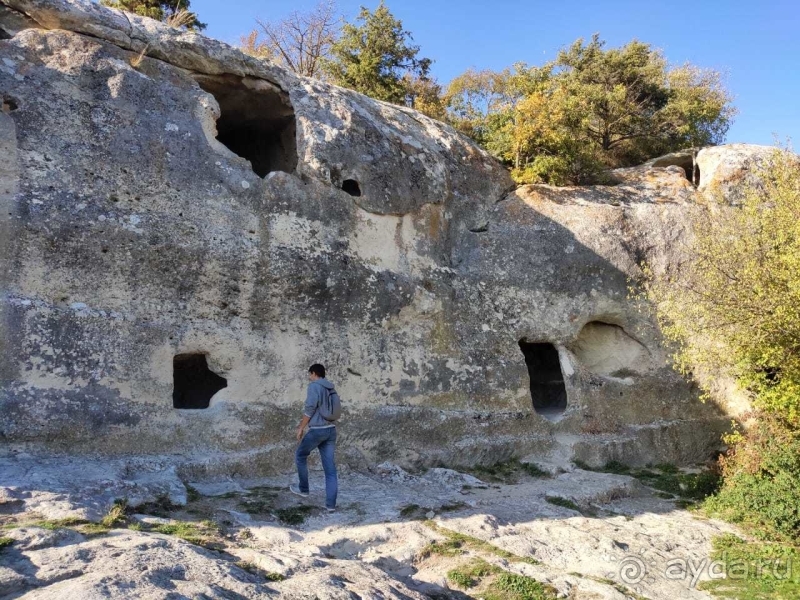 Пещерные постройки