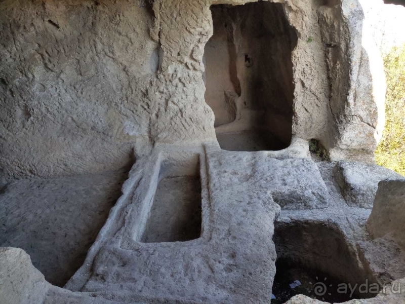 Пещерный храм Судилище