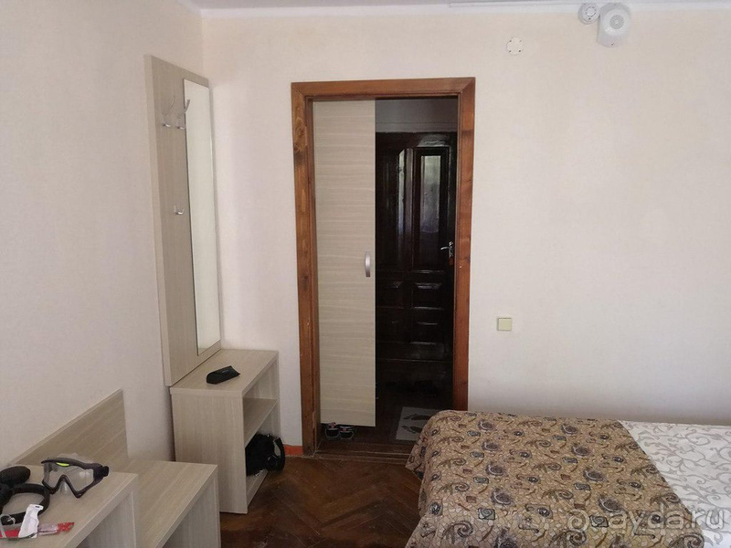 Удобно расположен, крутая анимационная программа, наличие магазина в отеле и вкусная еда