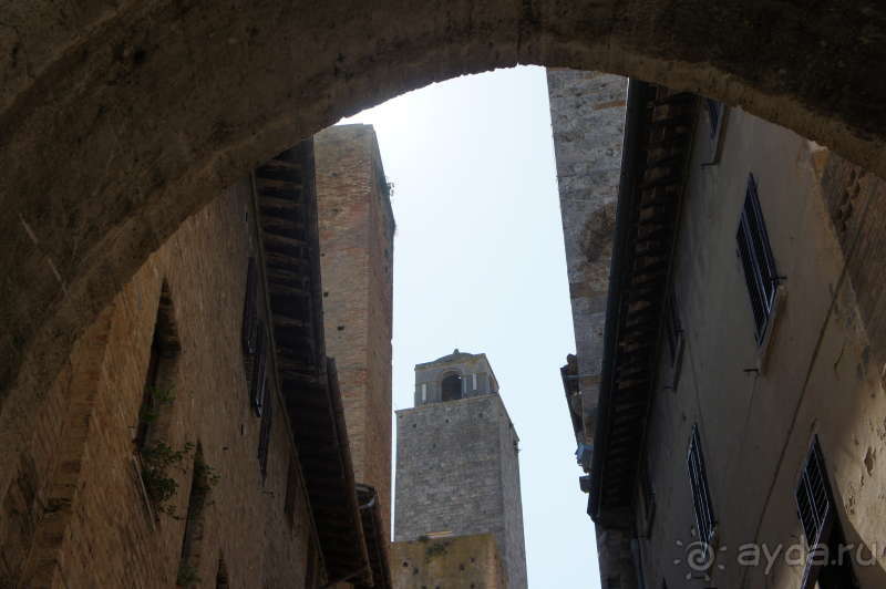 Сан-Джиминьяно. Как поспорили Сальвуччи с Ардингелли