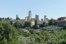 Сан-Джиминьяно. Как поспорили Сальвуччи с Ардингелли