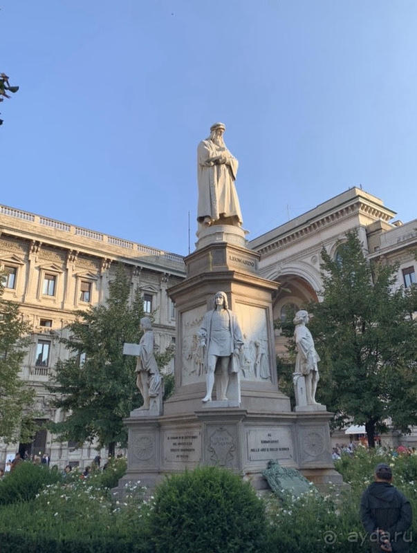 В Милане дороже все, чем я думала. 