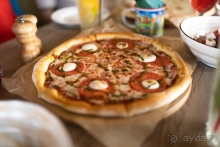 Отличный парк при замке «Богатырь»