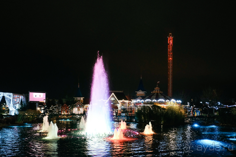 Отличный парк при замке «Богатырь»