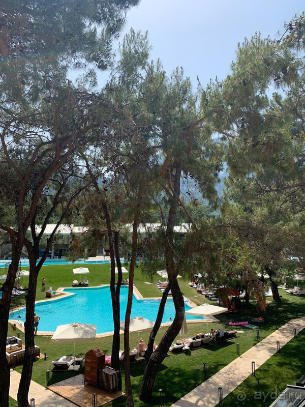 Отель пафосный, не более того.