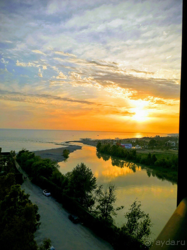 Отель не luxury, но мне Ооочень понравился. 