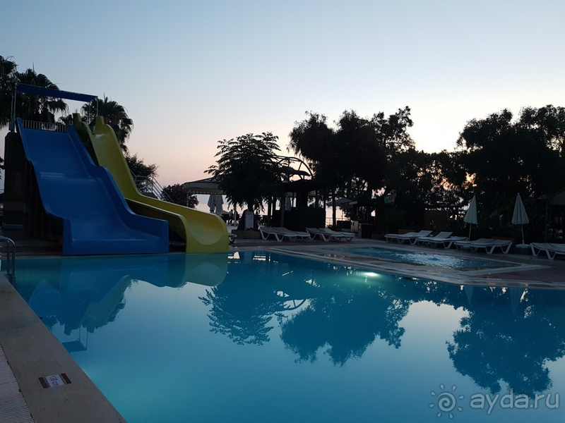 Хороший отель для отдыха с маленькими детьми. 