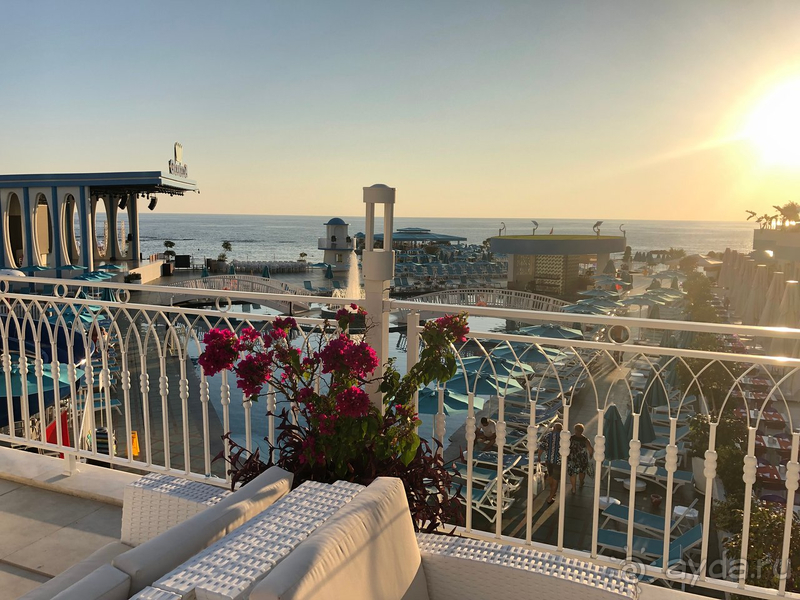 Granada Luxury Beach - Минусов много, но плюсов не меньше)