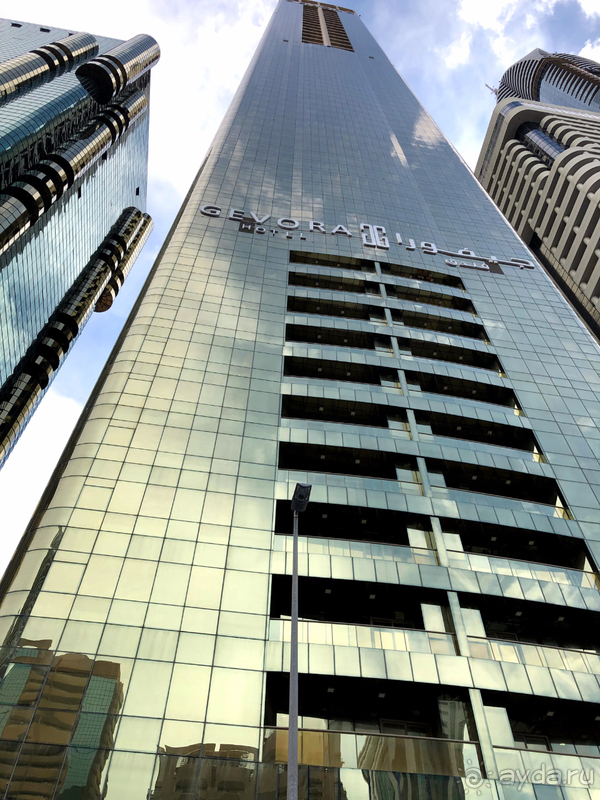 Отличный отель для активного отдыха с шикарными видами на город