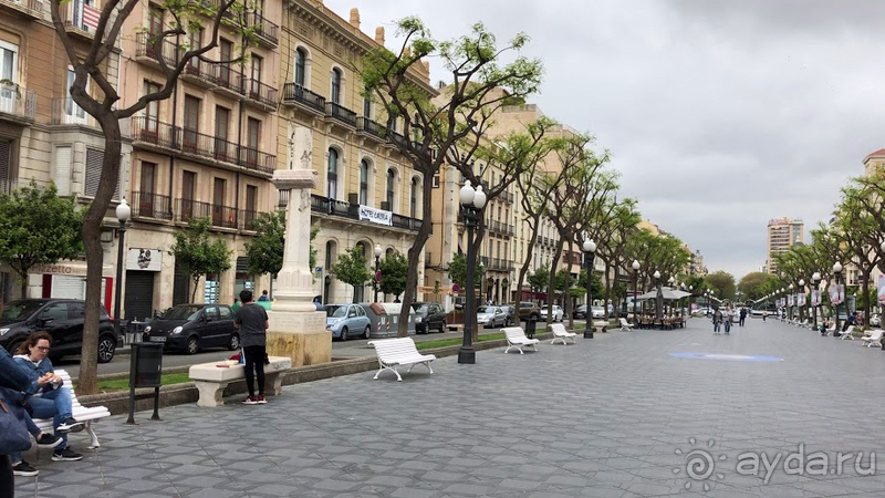 Отель  в центре курорта