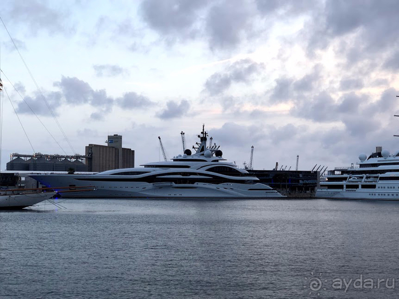 Отель  в центре курорта