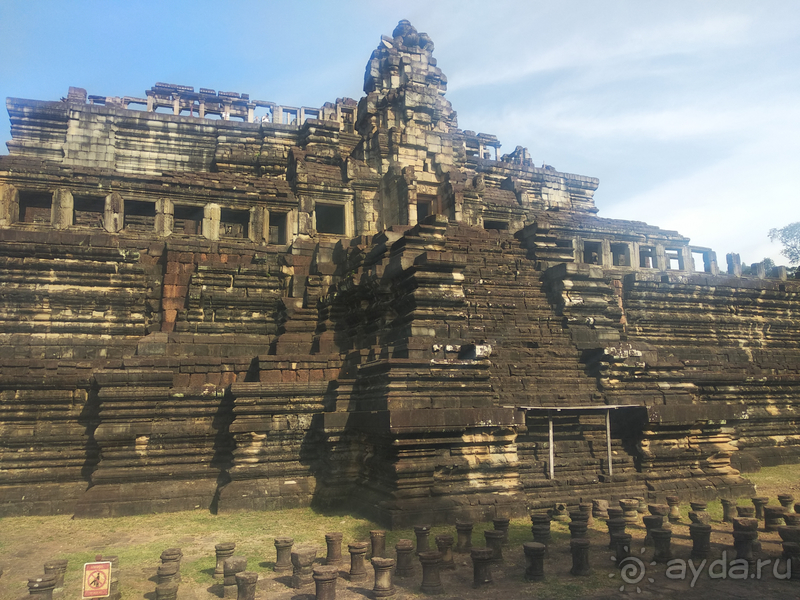 "Путешествие в Ангкорват"