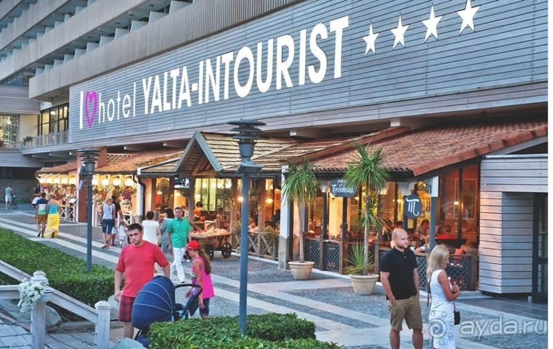 Самый знаменитый отель Ялты